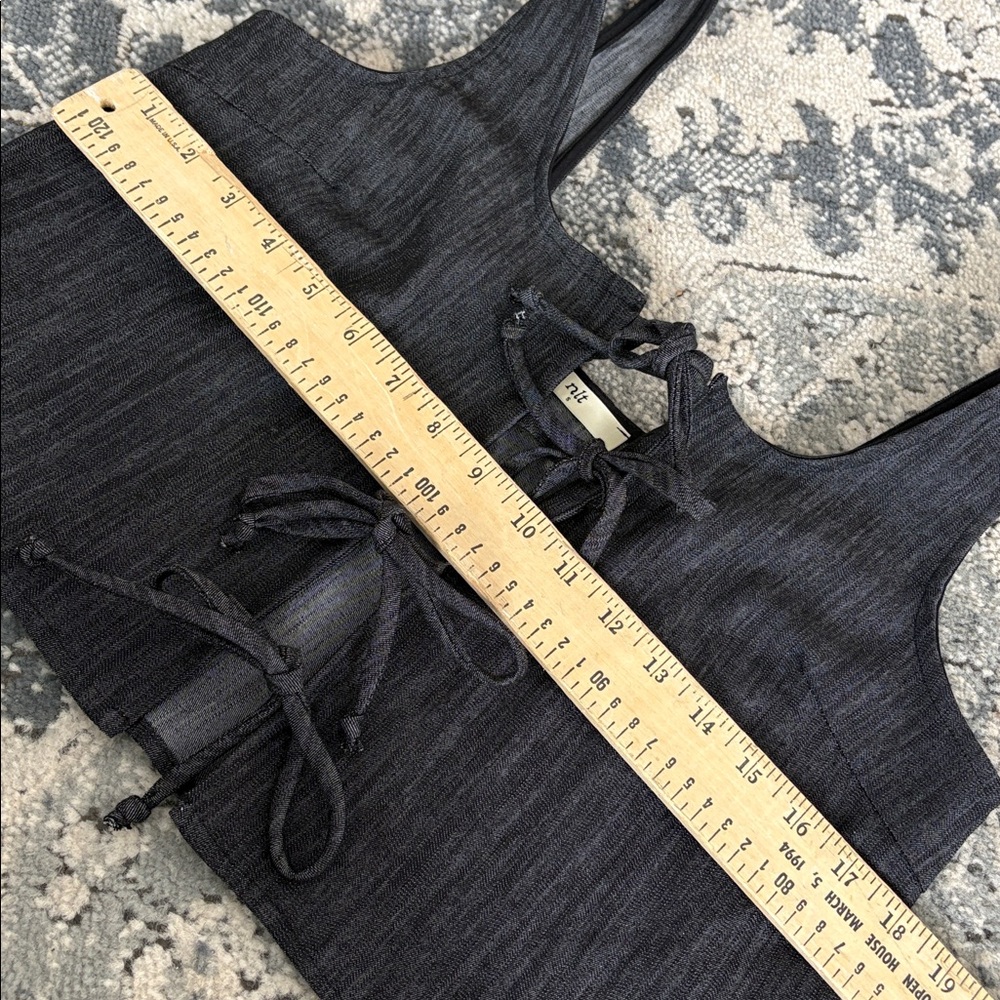 nlt Tie-Front Sleeveless black top - Picture 5 of 6